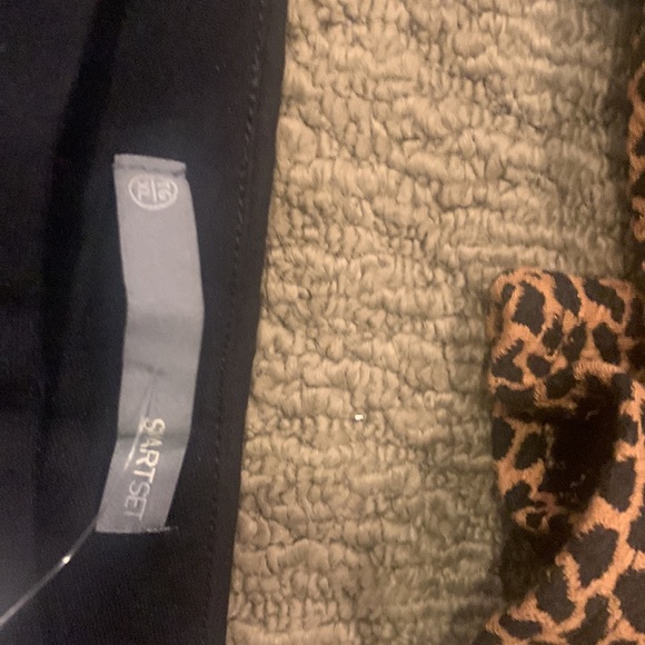 Smart Set Skirts Size 12, 16, 14 & TG/XL - Picture 7 of 9